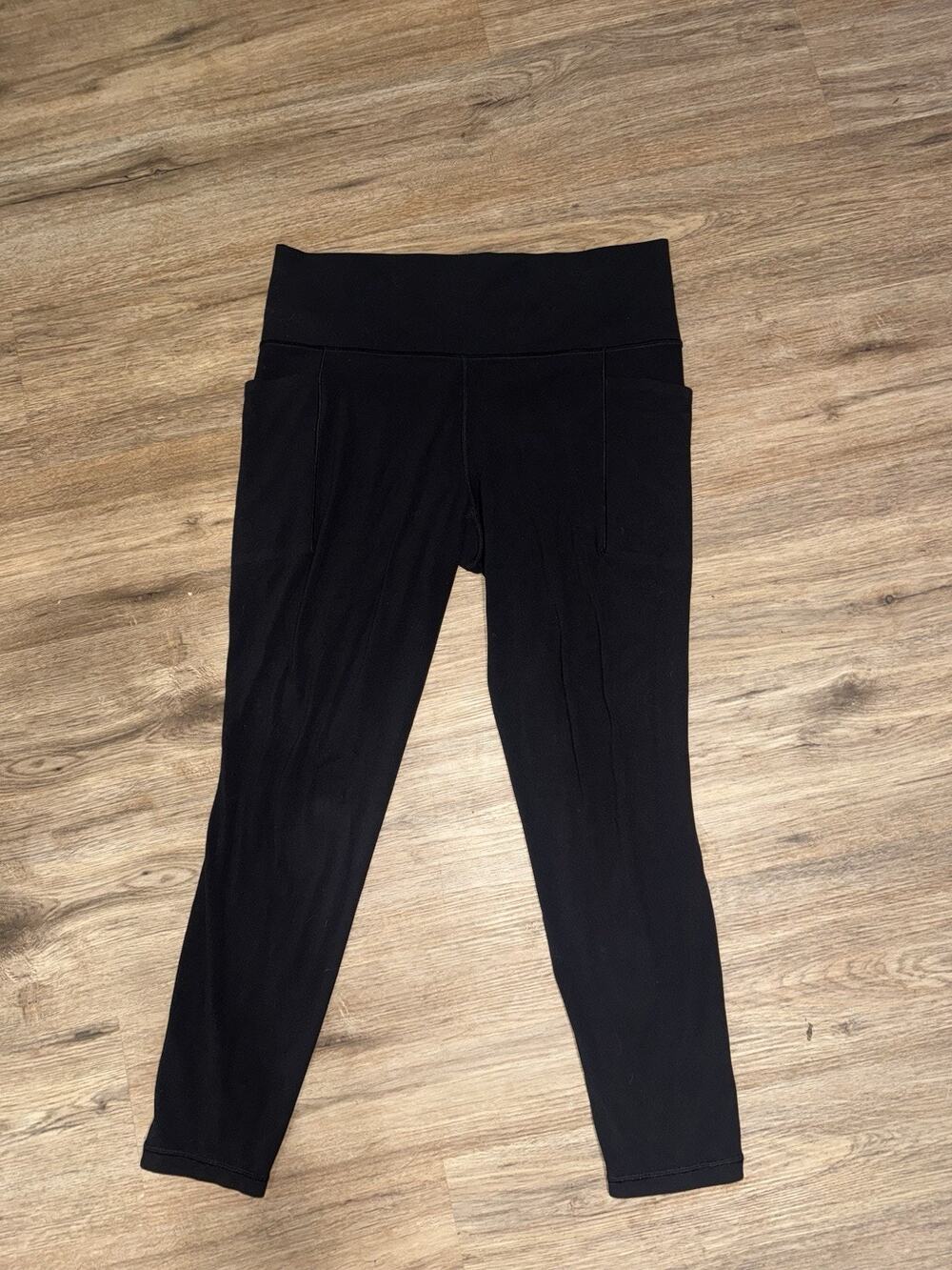 Athleta Salutation 7/8 Tight Leggings Black Size XLT with Pockets READ
